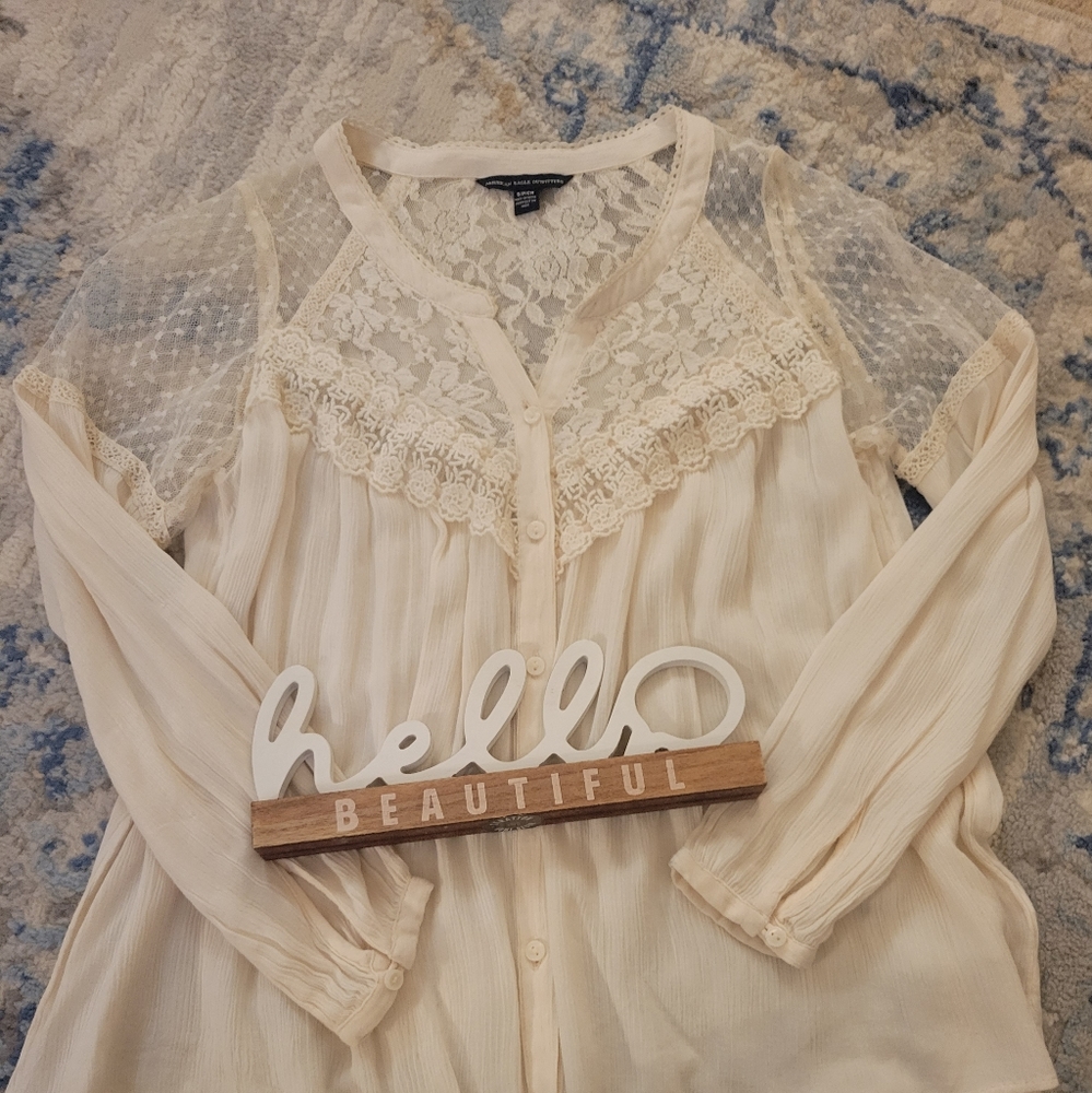 American Eagle Outfitters Cream Lace Blouse